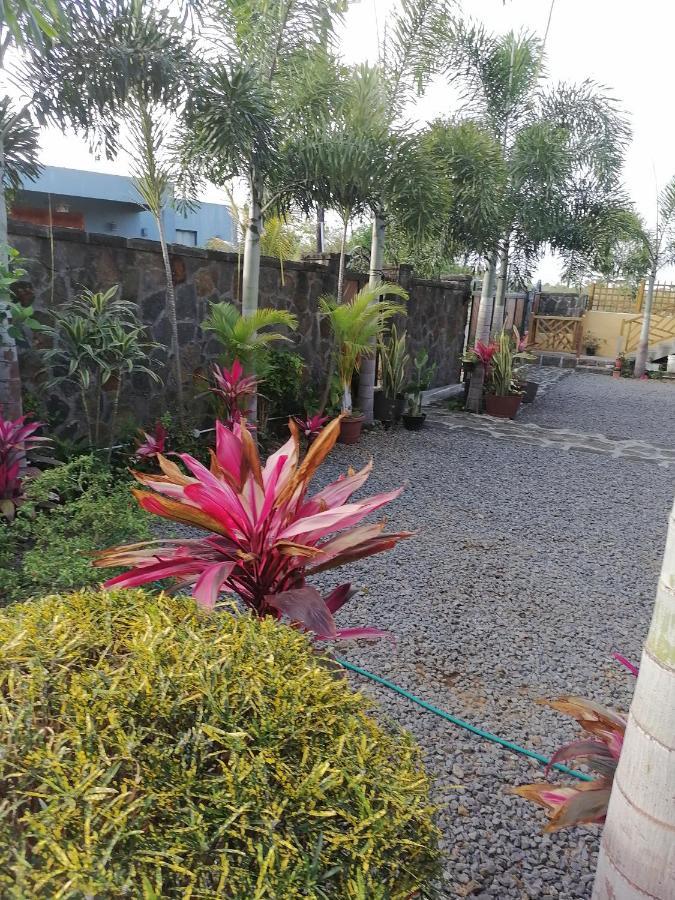 Ahavah Apartment Trou d'Eau Douce Ngoại thất bức ảnh