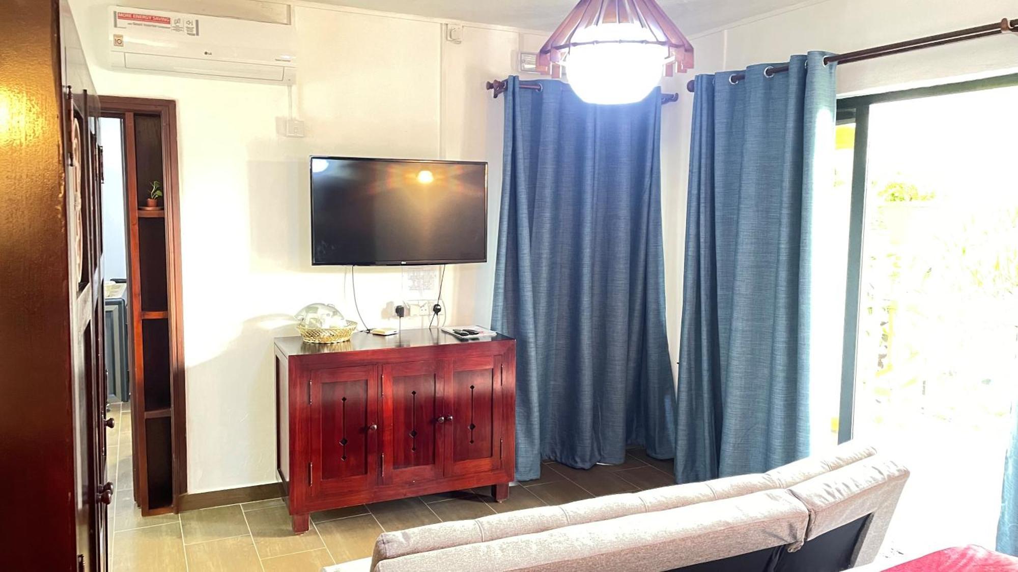 Ahavah Apartment Trou d'Eau Douce Ngoại thất bức ảnh
